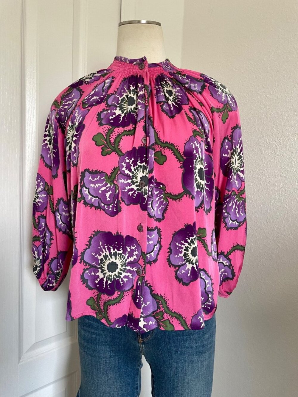 Tucker NYC Silk The Classic Blouse Poppy Floral Print Smocked Neck Tag Size P